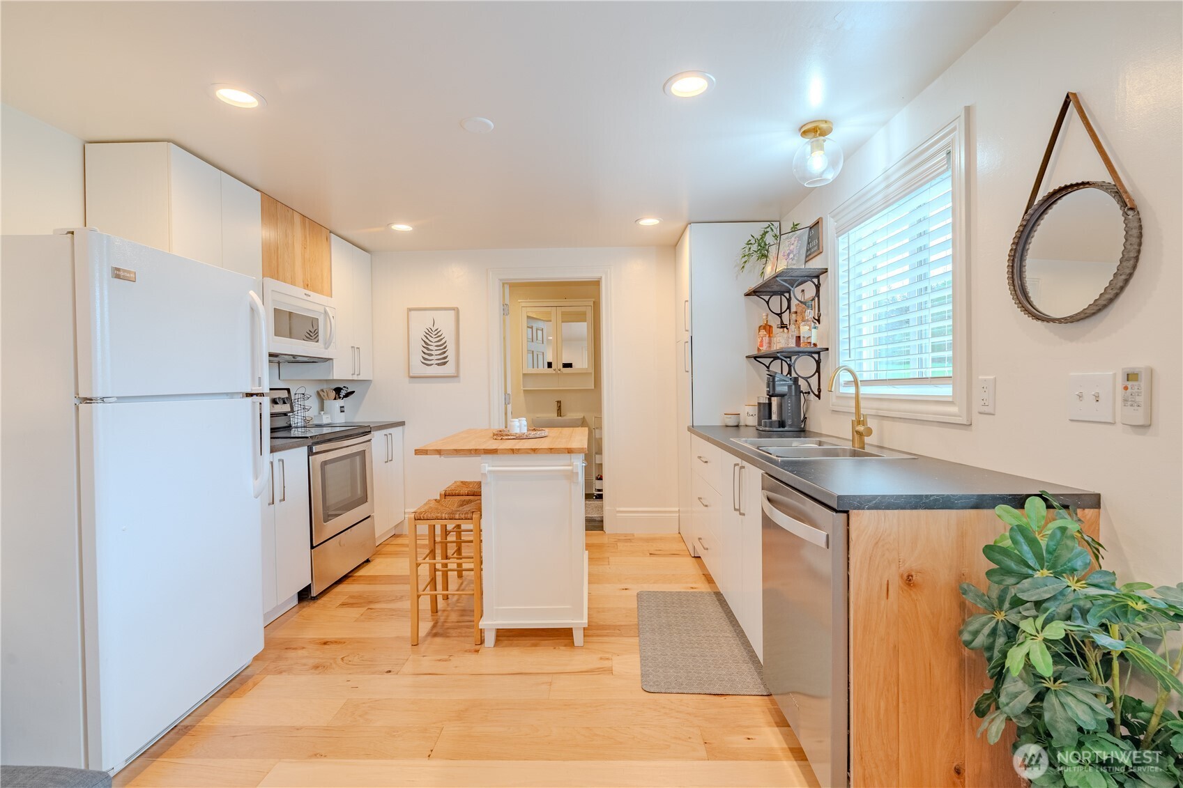 property viewer photo 34