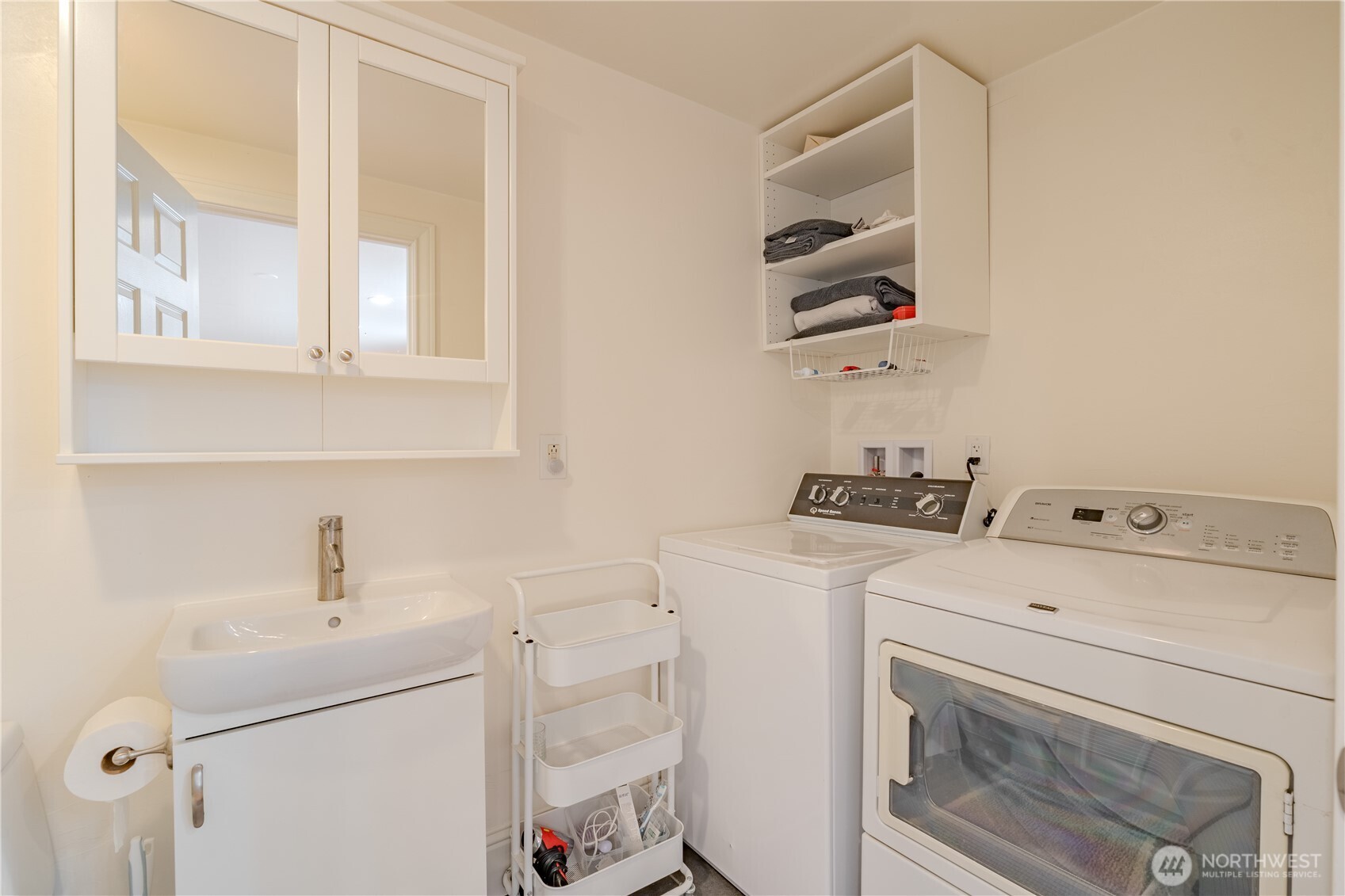 property viewer photo 38