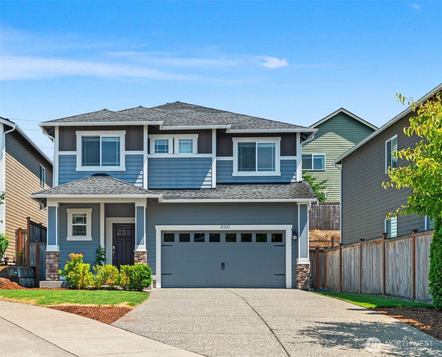 main property photo 0