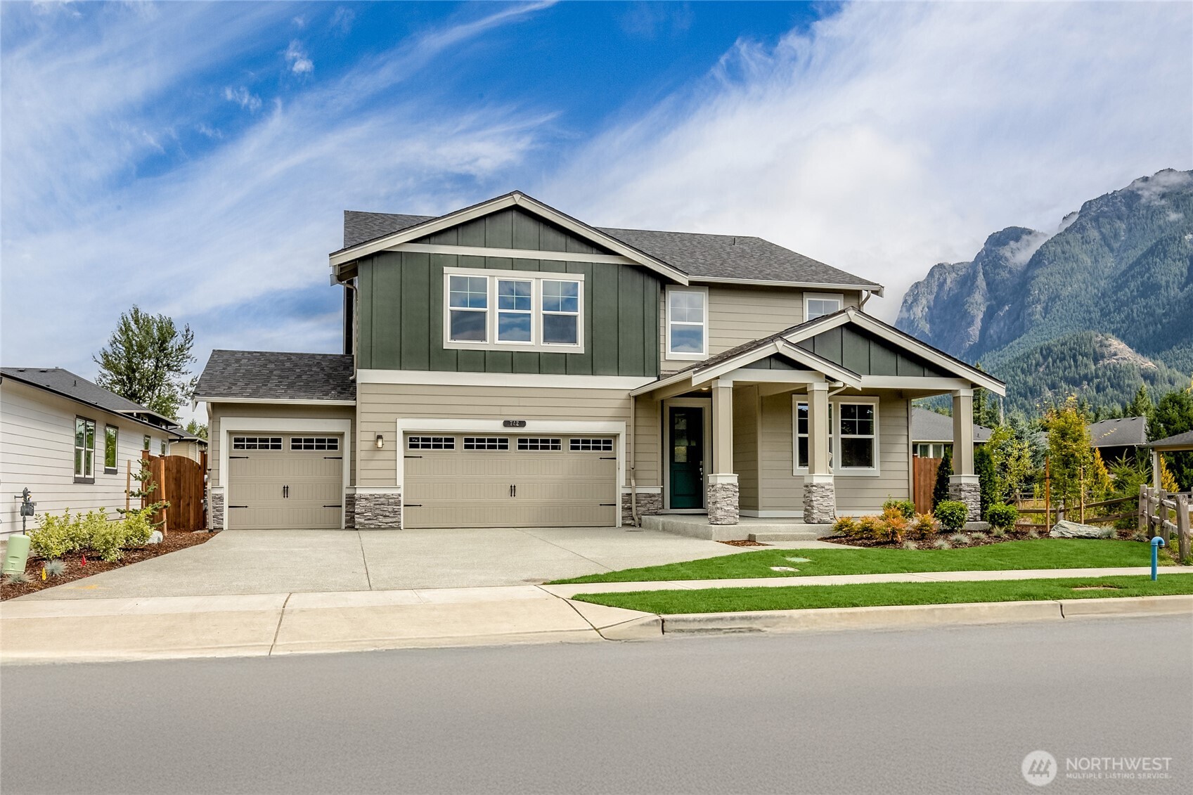 main property photo 0