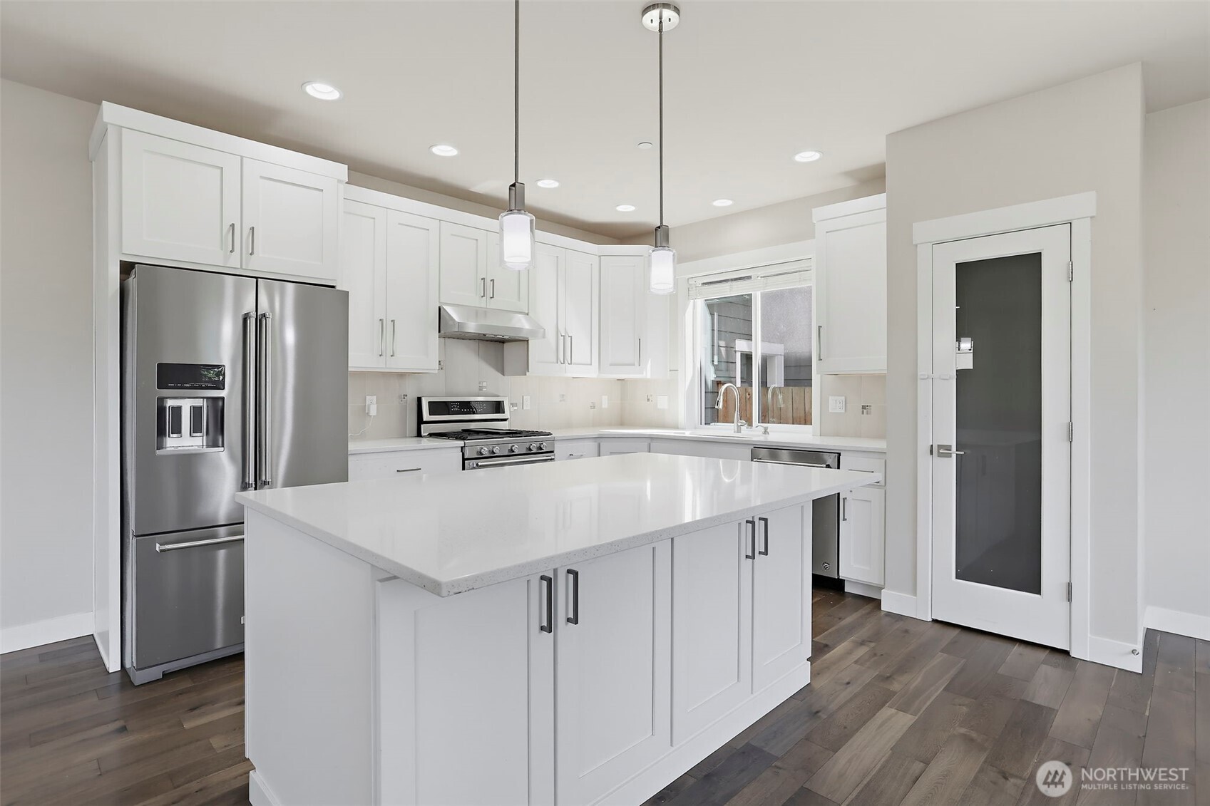 property viewer photo 2