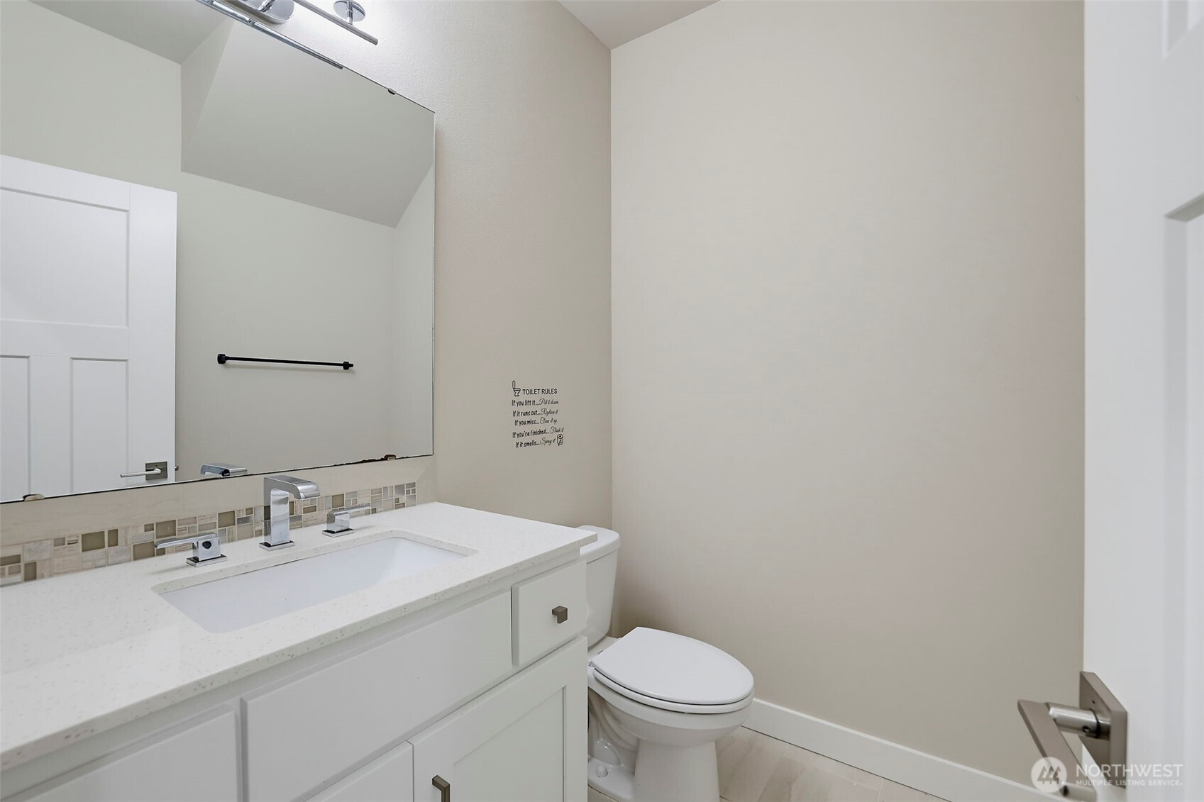 property viewer photo 7