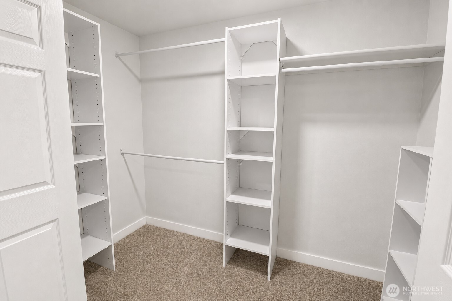property viewer photo 12
