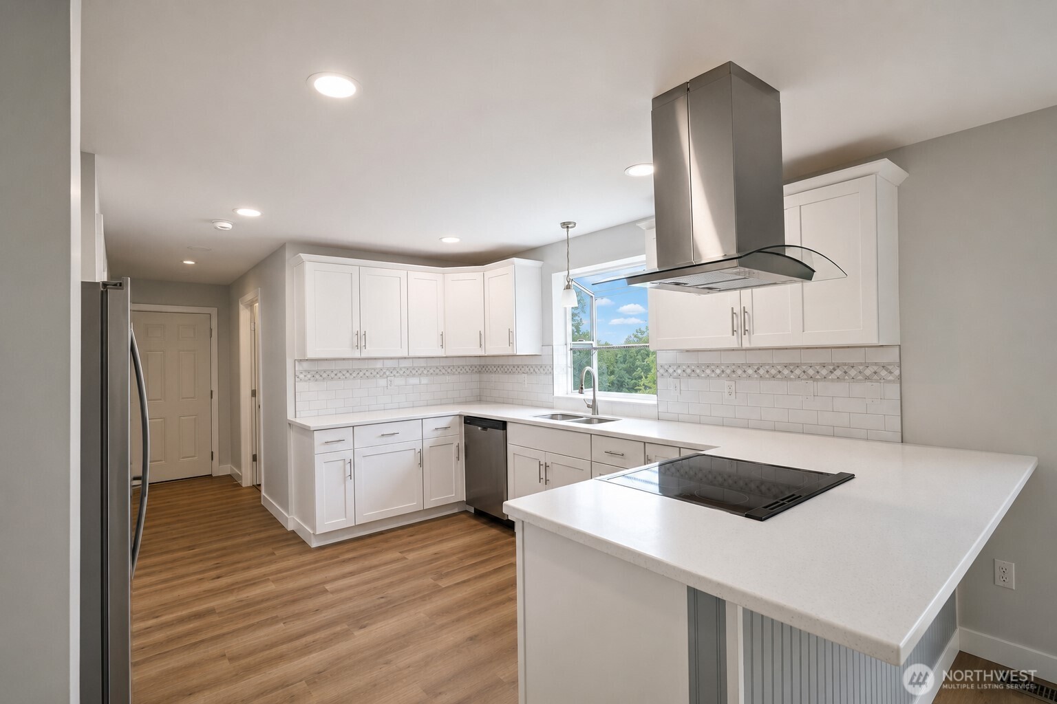 property viewer photo 4