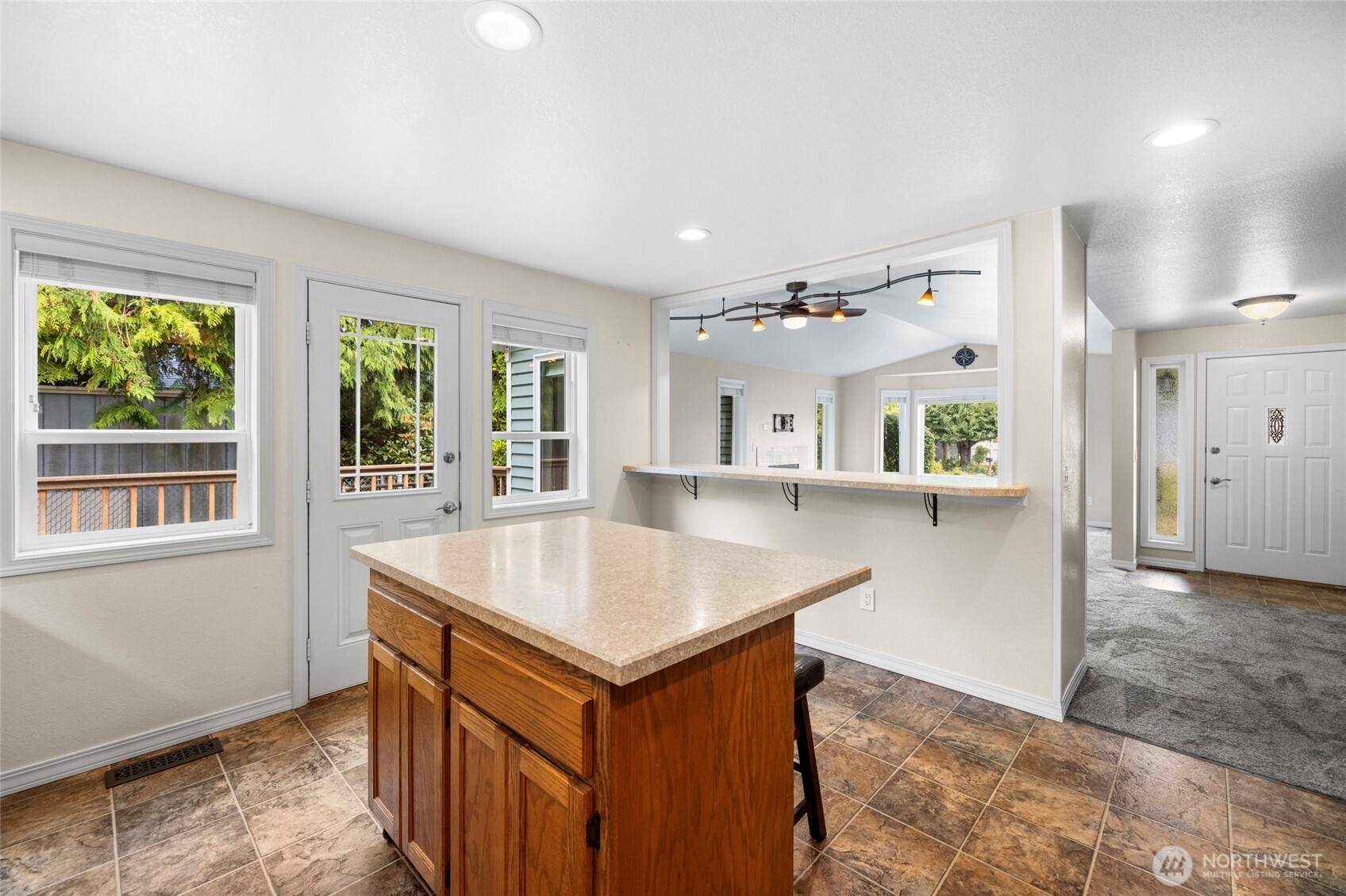 property viewer photo 13