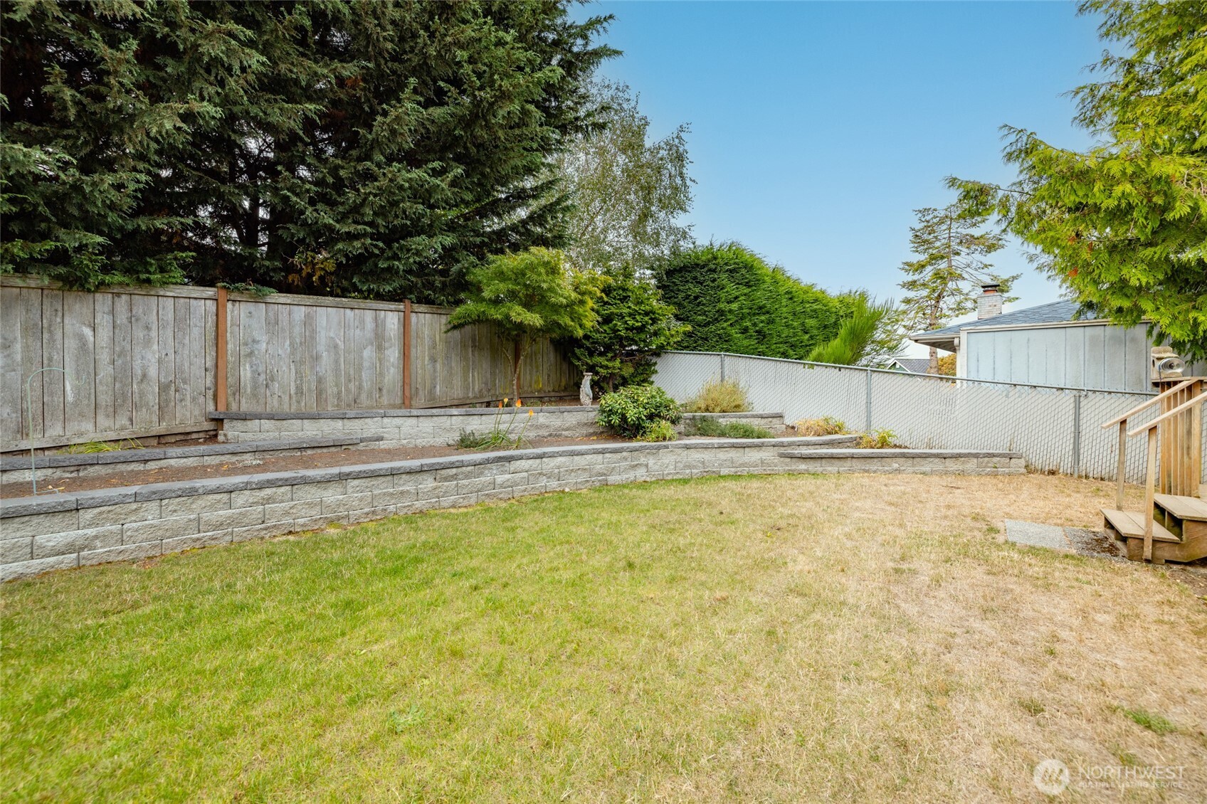 property viewer photo 27