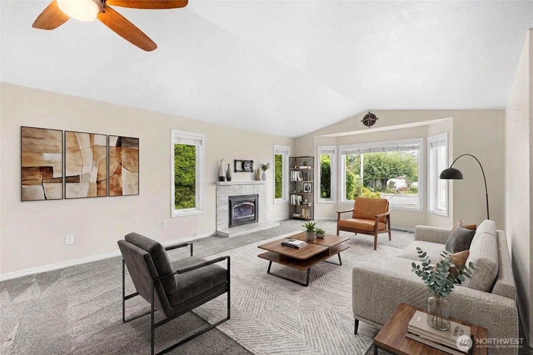 property viewer photo 3