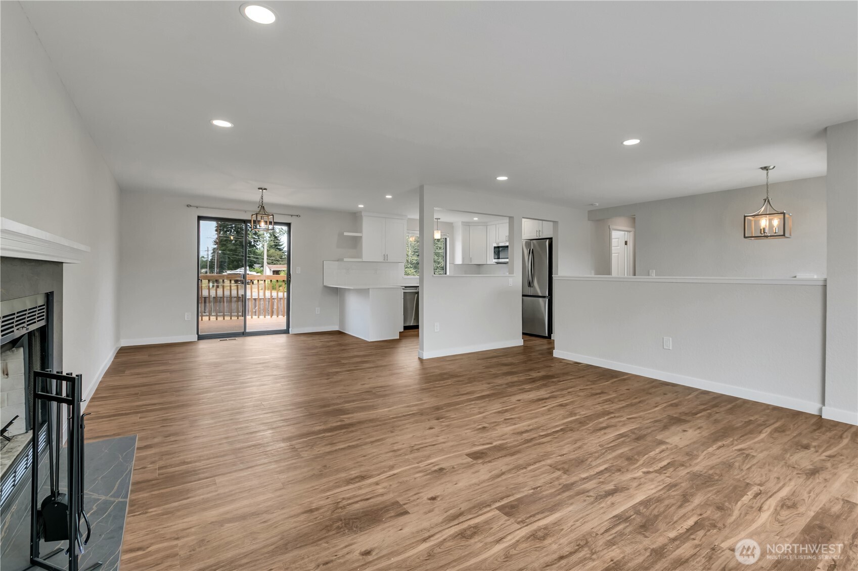 property viewer photo 5