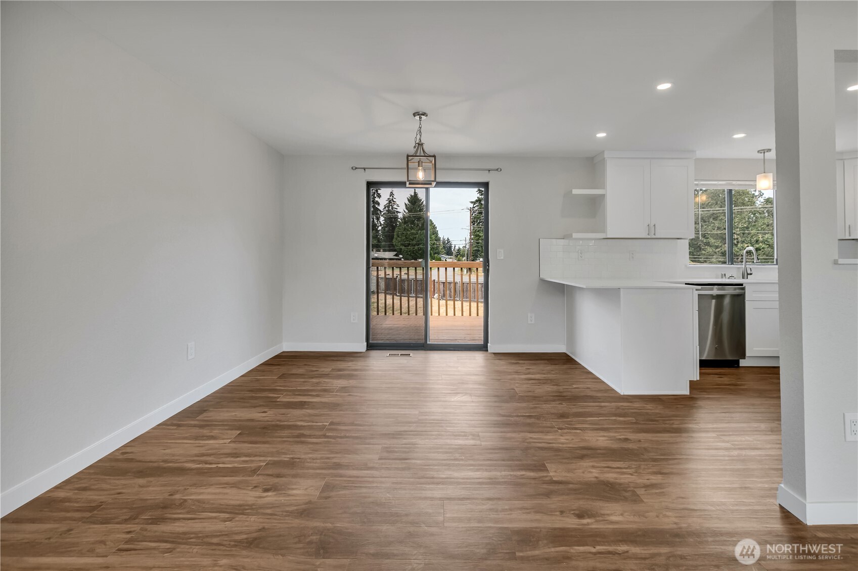 property viewer photo 6
