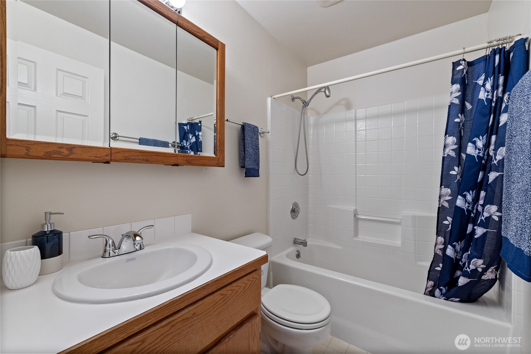 property viewer photo 16
