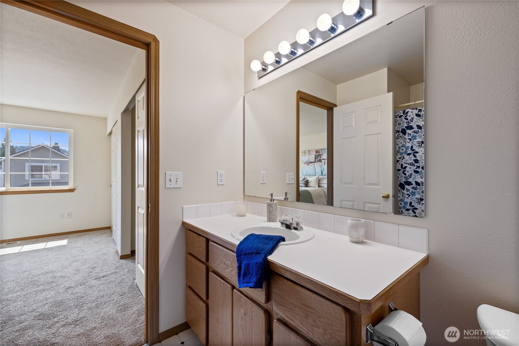 property viewer photo 22