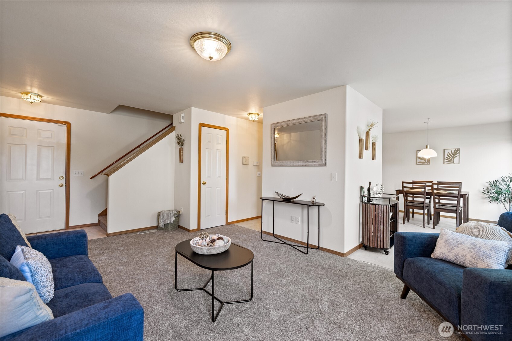 property viewer photo 4