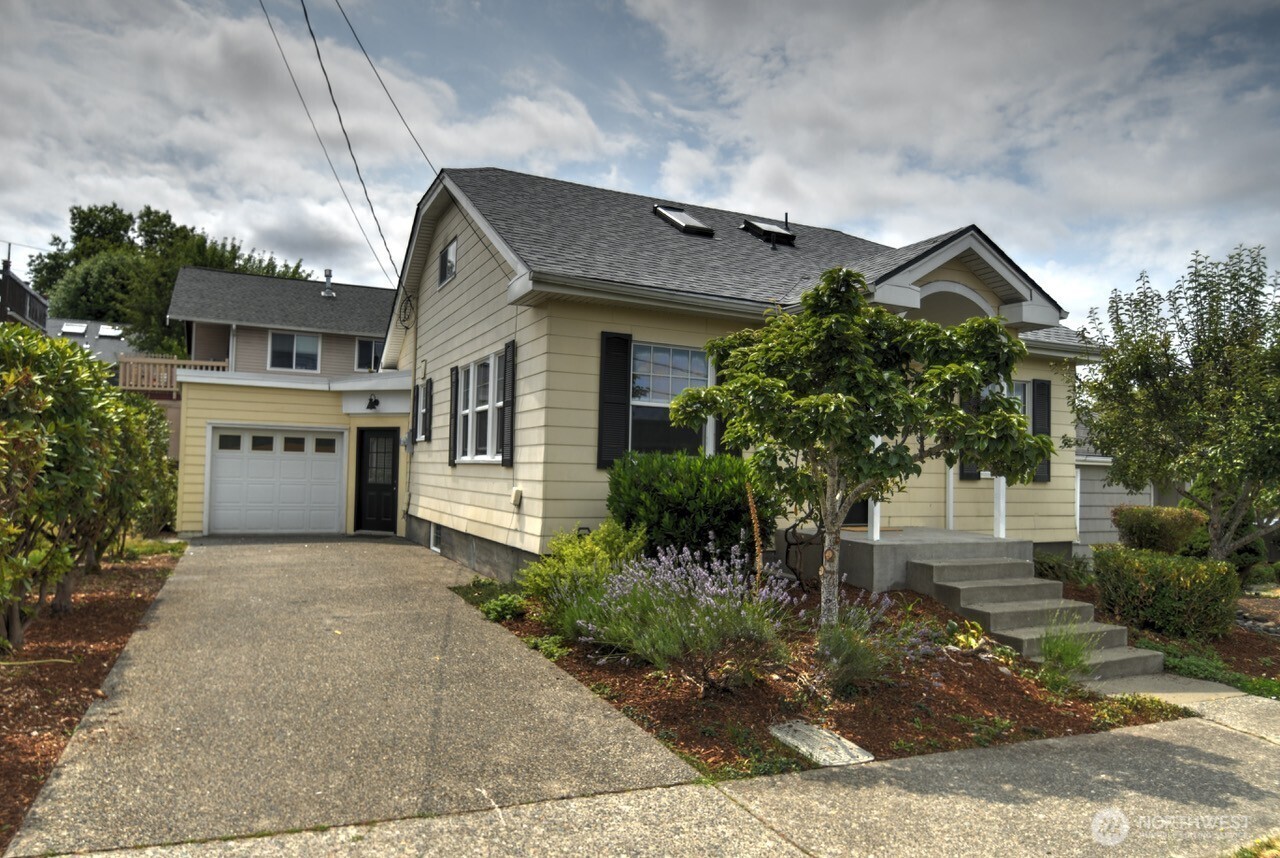 property viewer photo 1