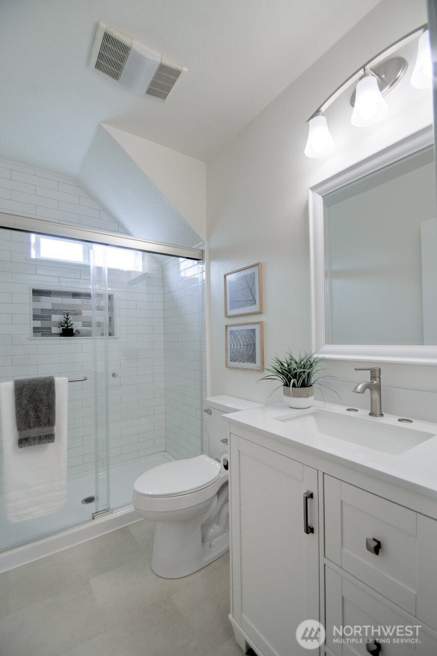 property viewer photo 13