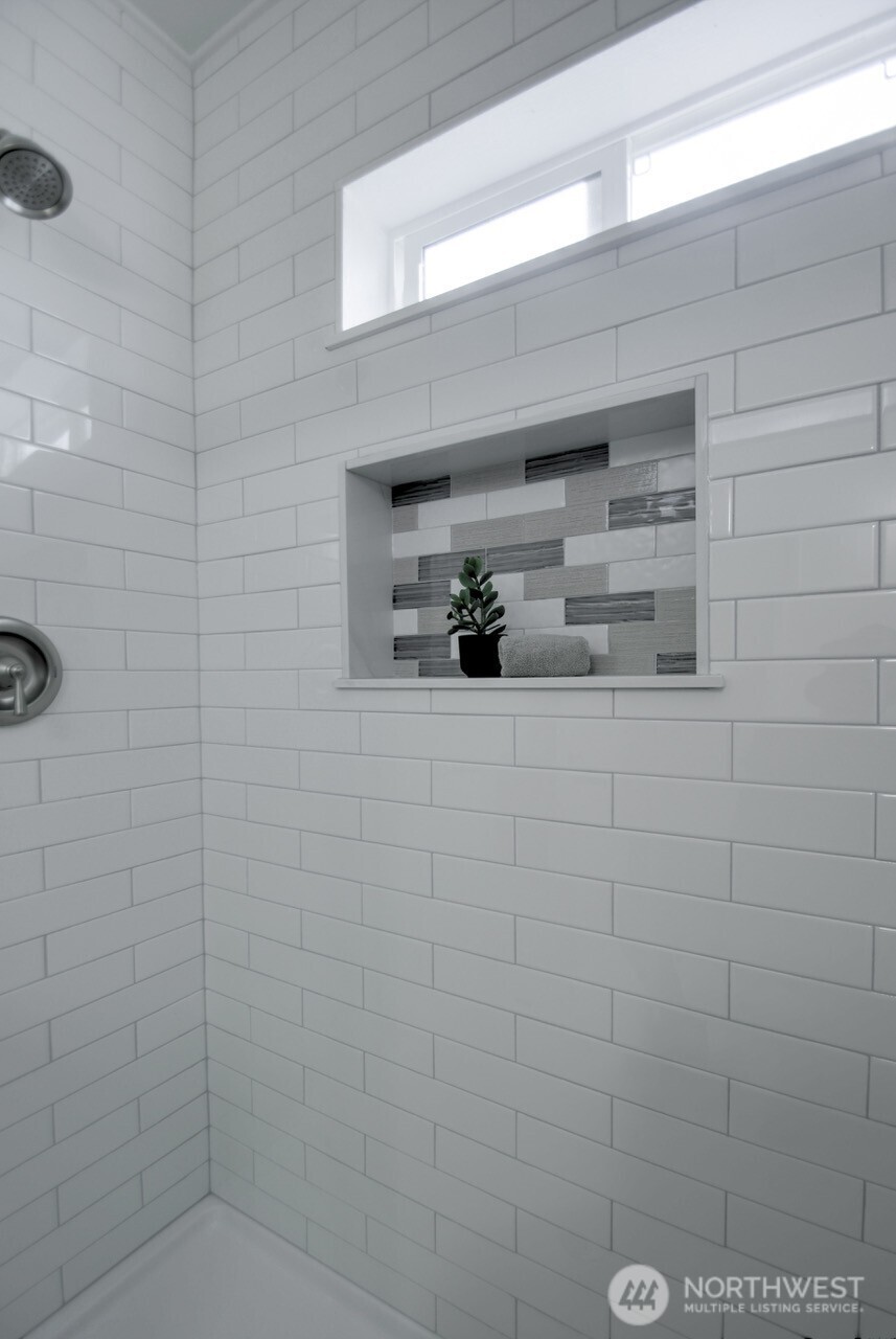 property viewer photo 14