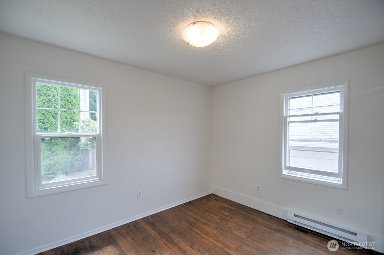 property viewer photo 15