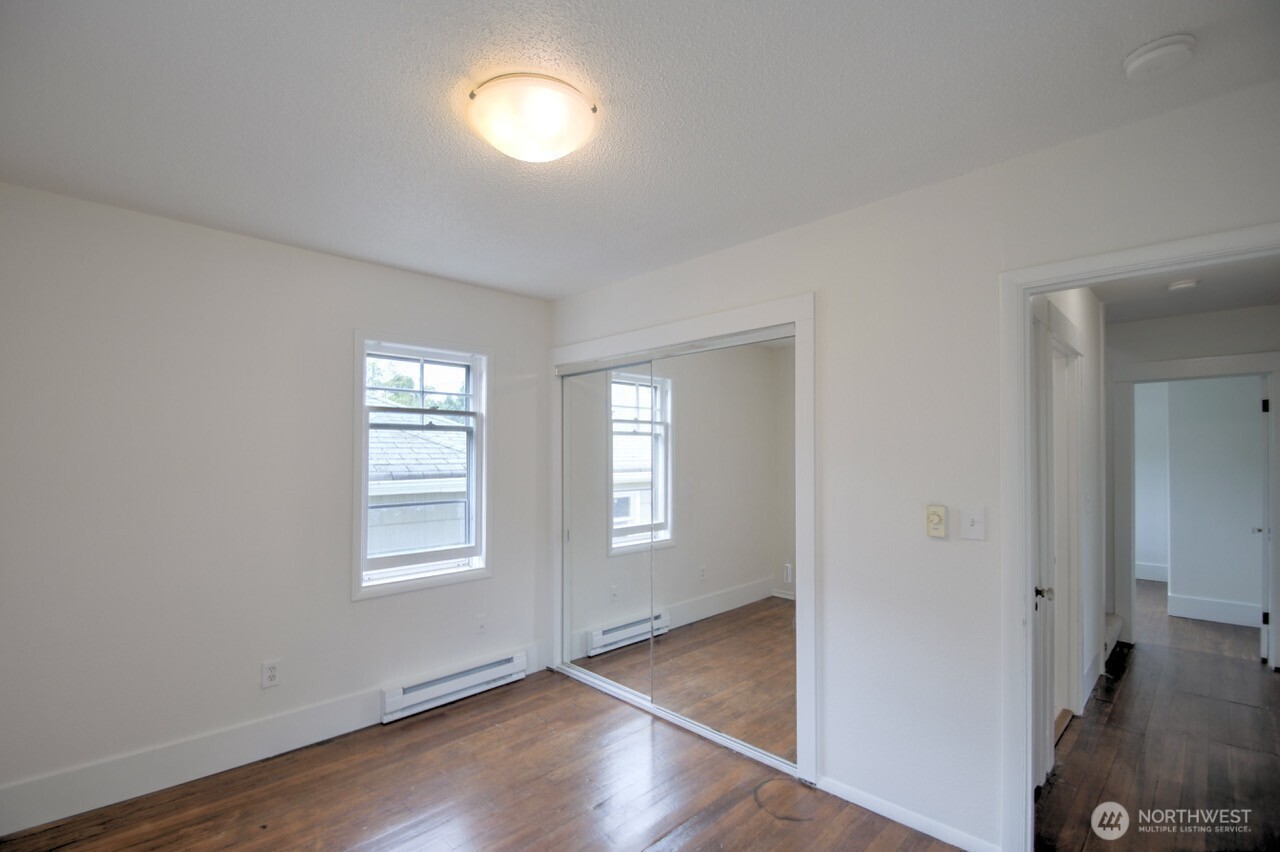 property viewer photo 16