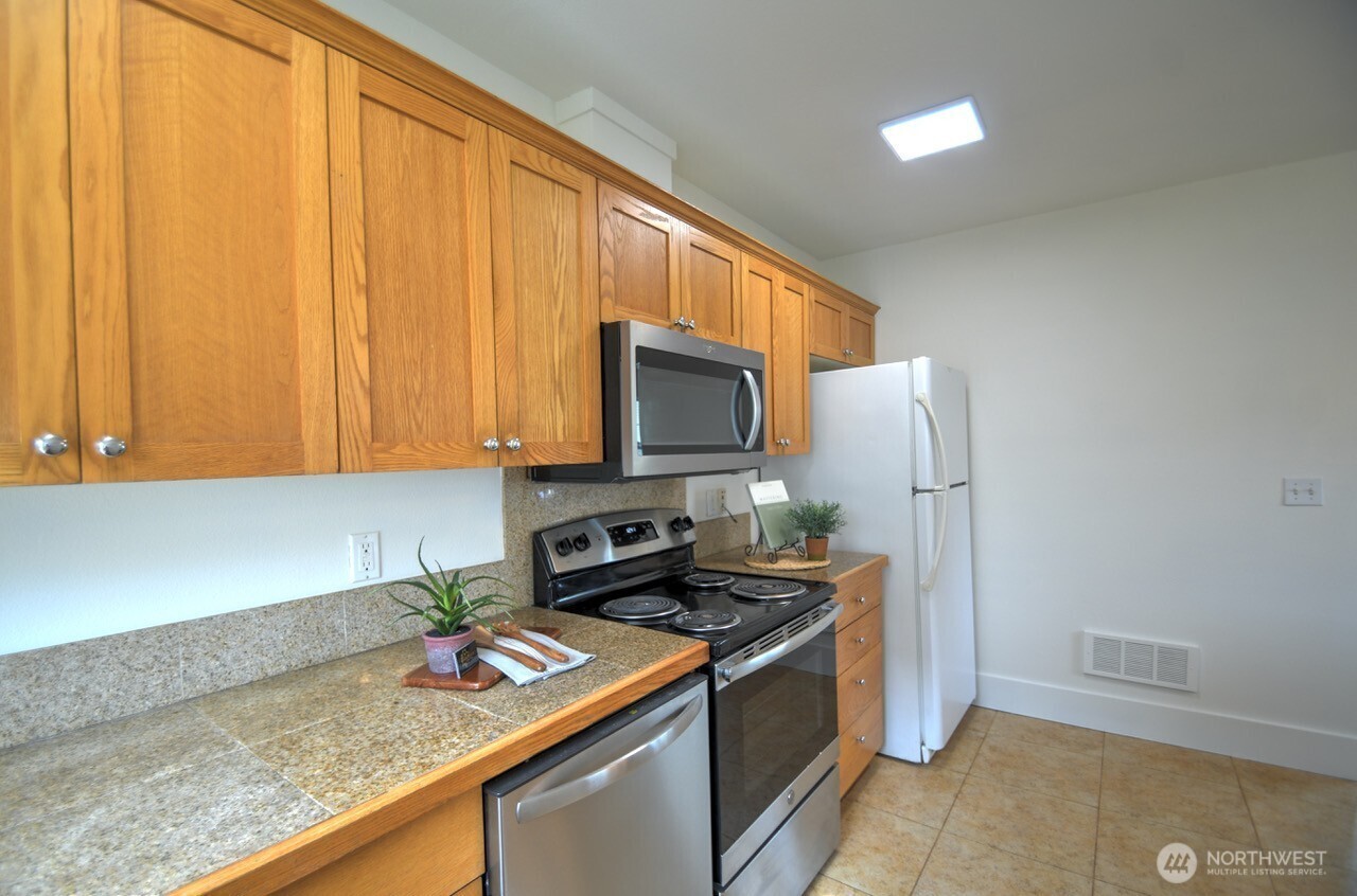 property viewer photo 9