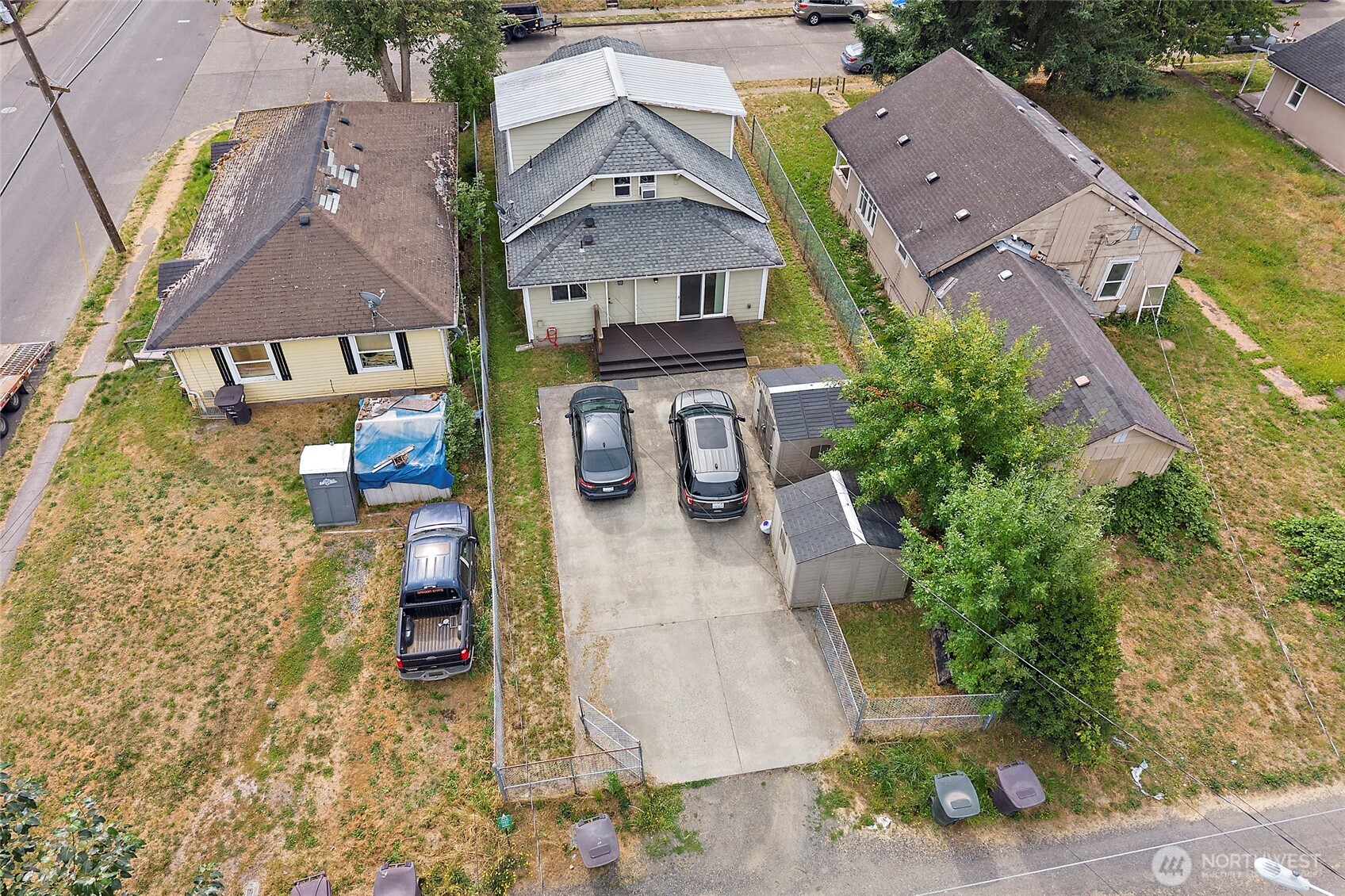 main property photo 21