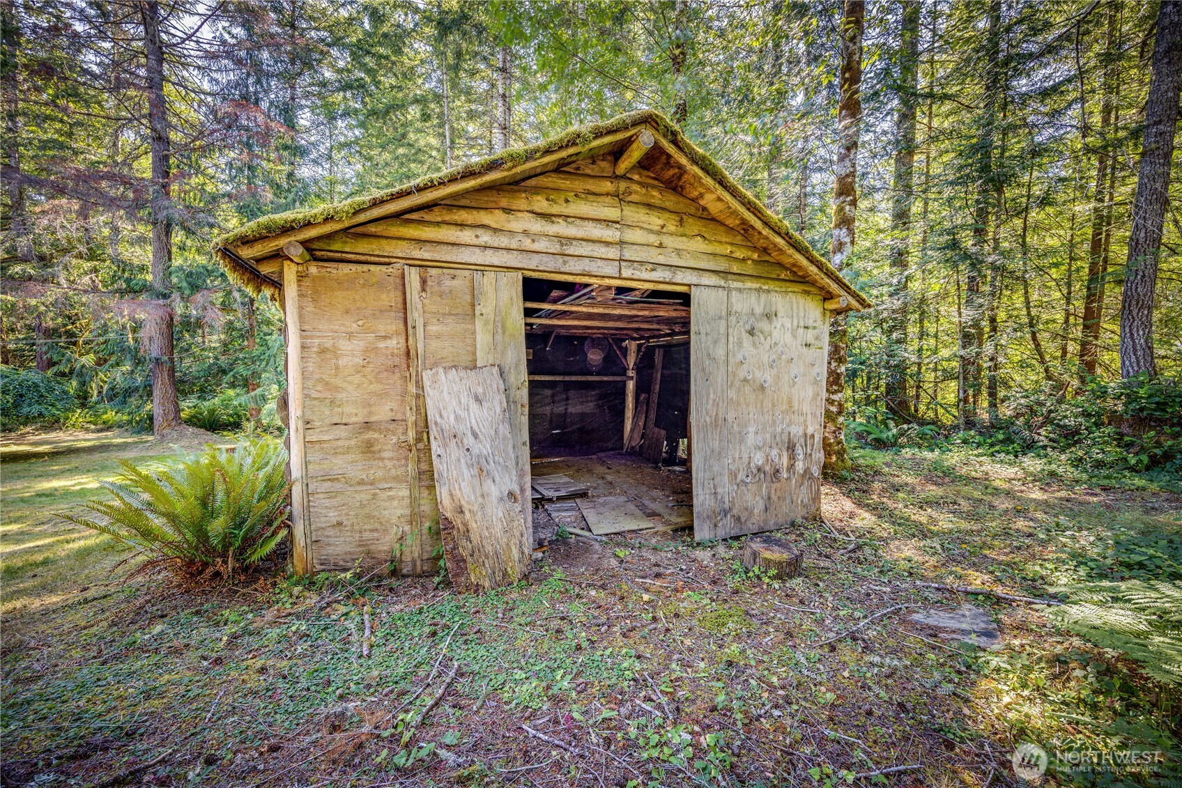 main property photo 5