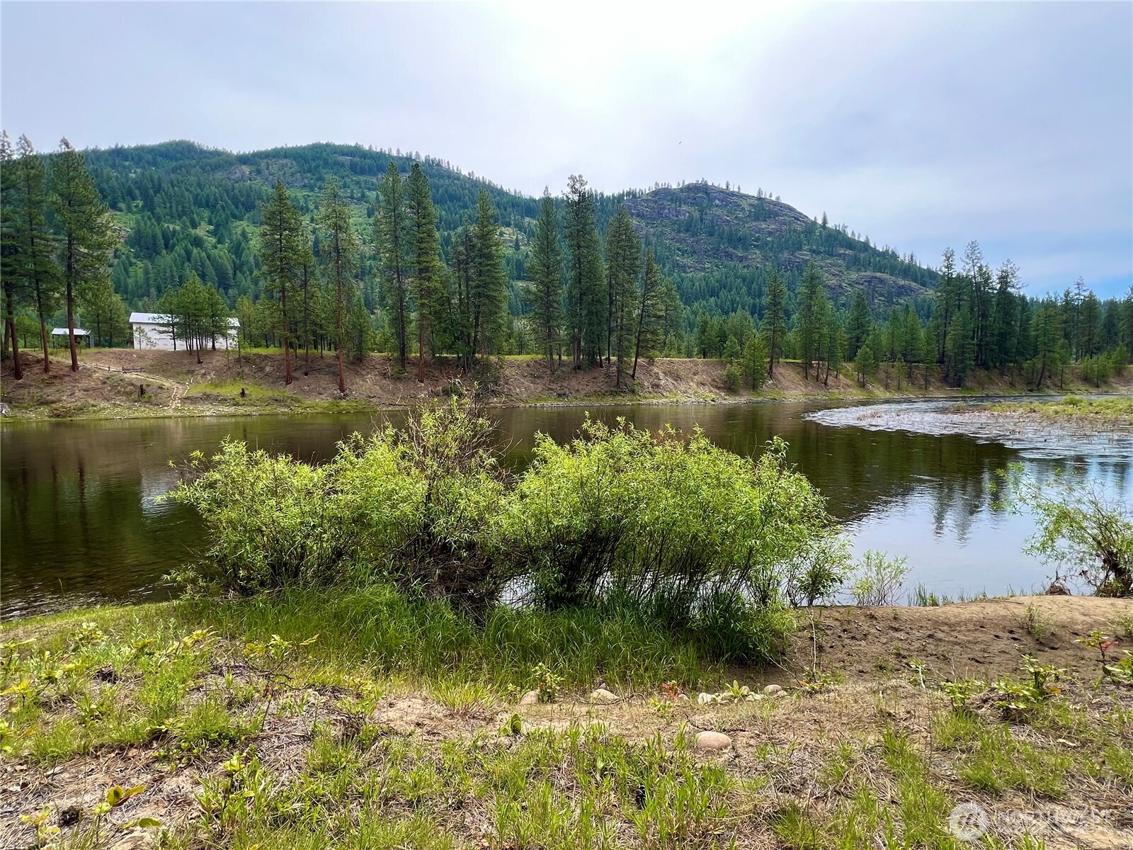 main property photo 6