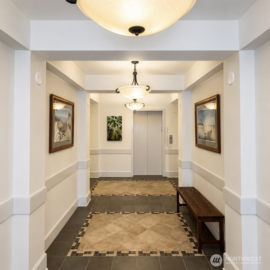 property viewer photo 1