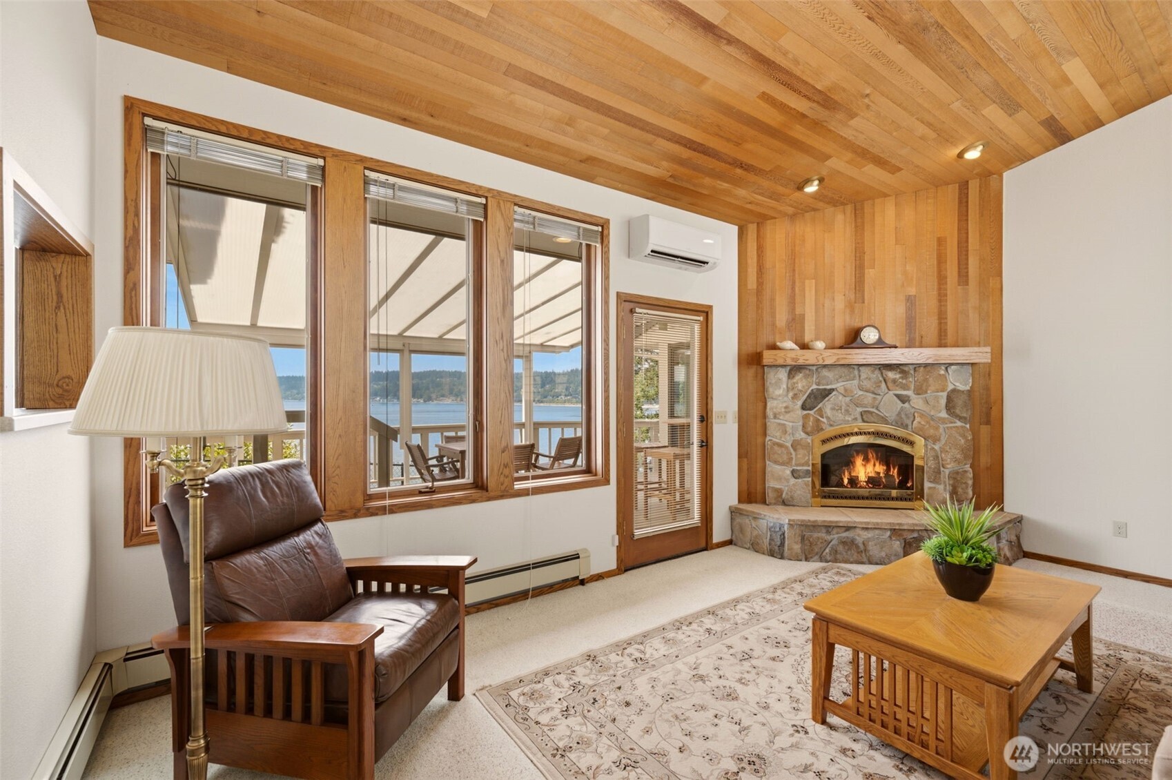 property viewer photo 6
