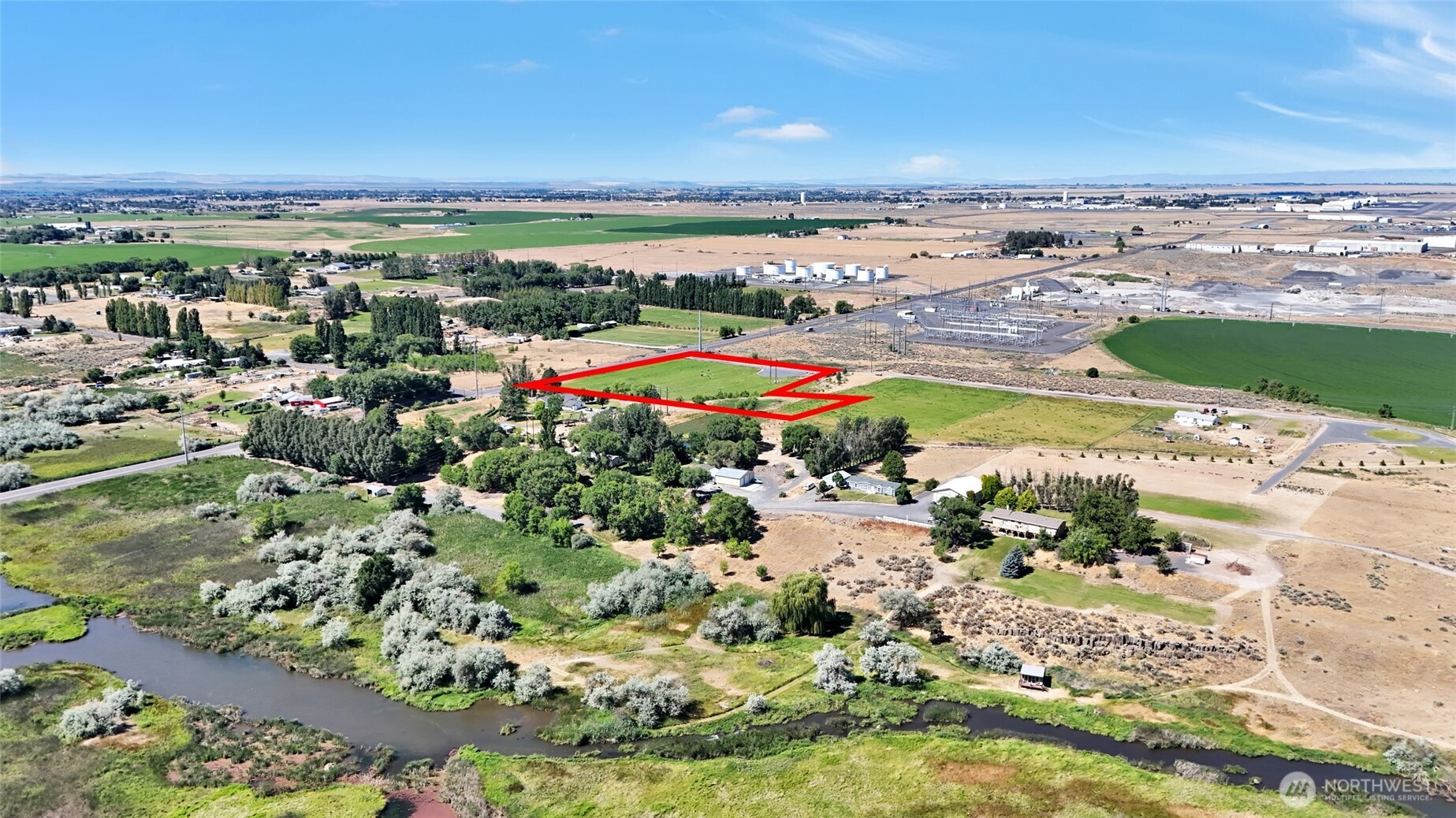 main property photo 4