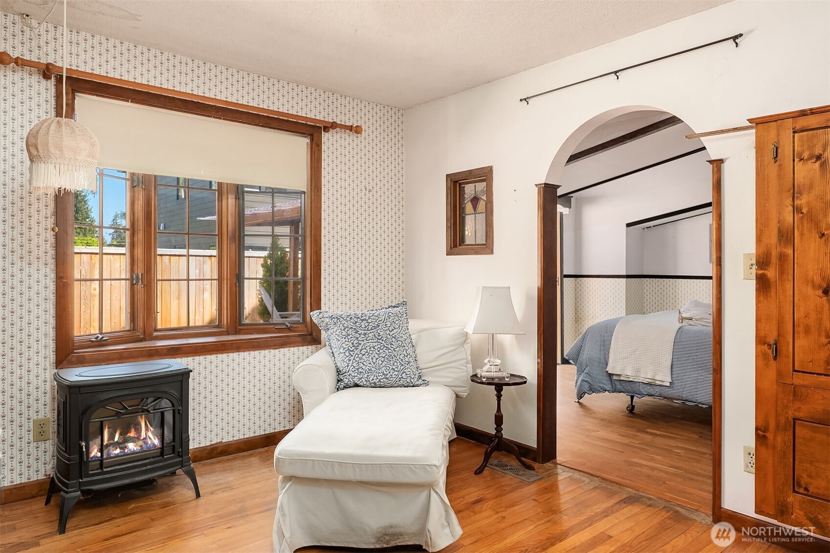 property viewer photo 19