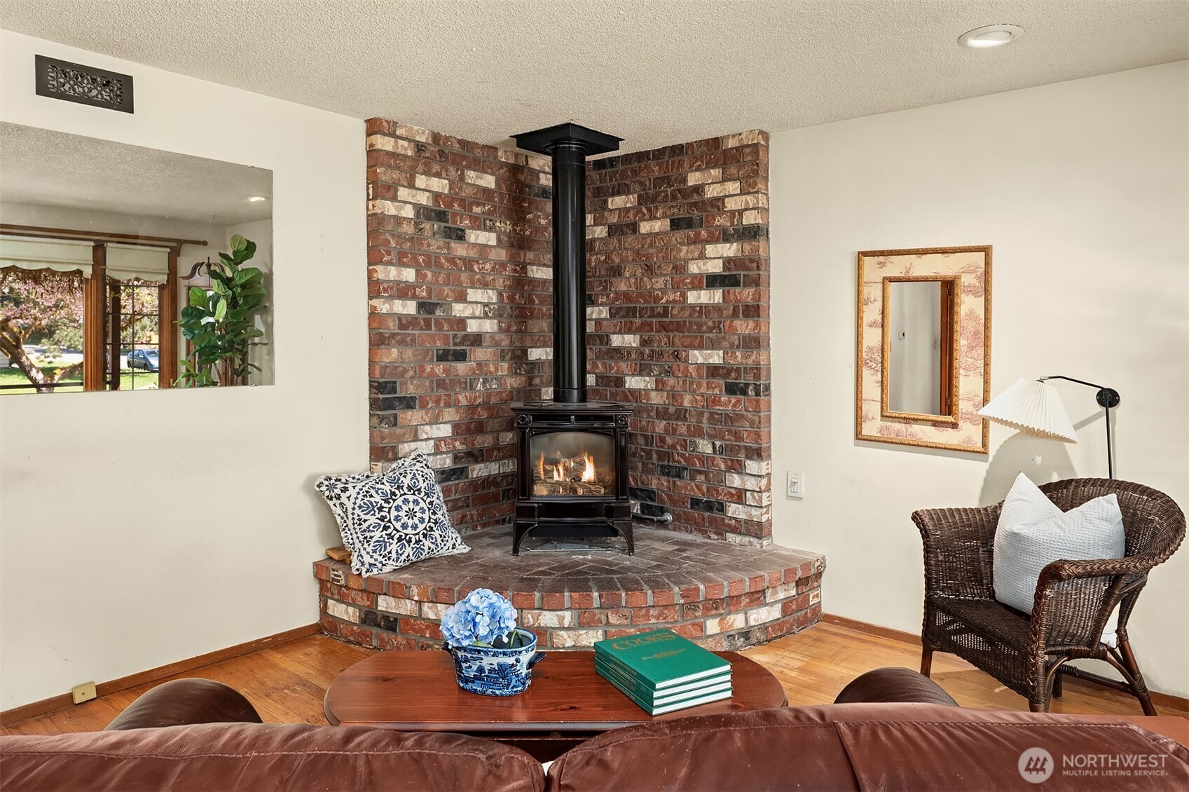 property viewer photo 2