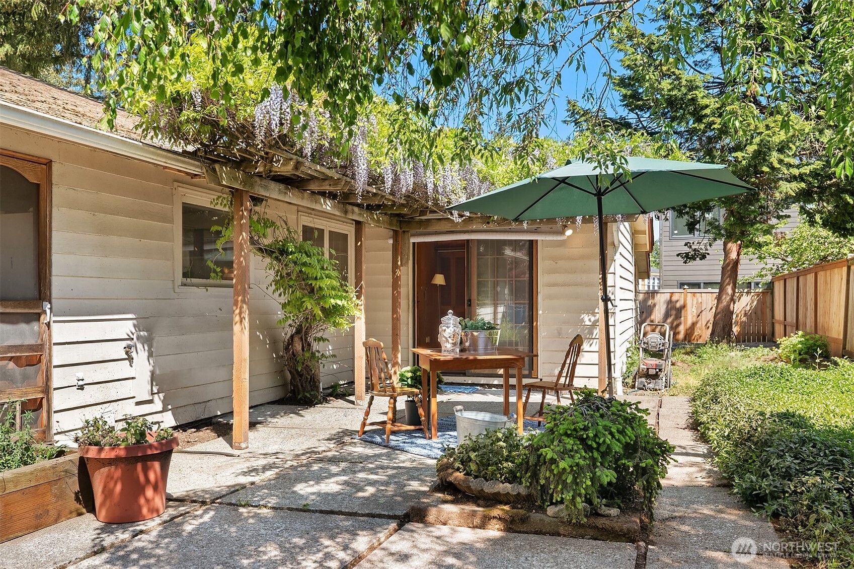 property viewer photo 27