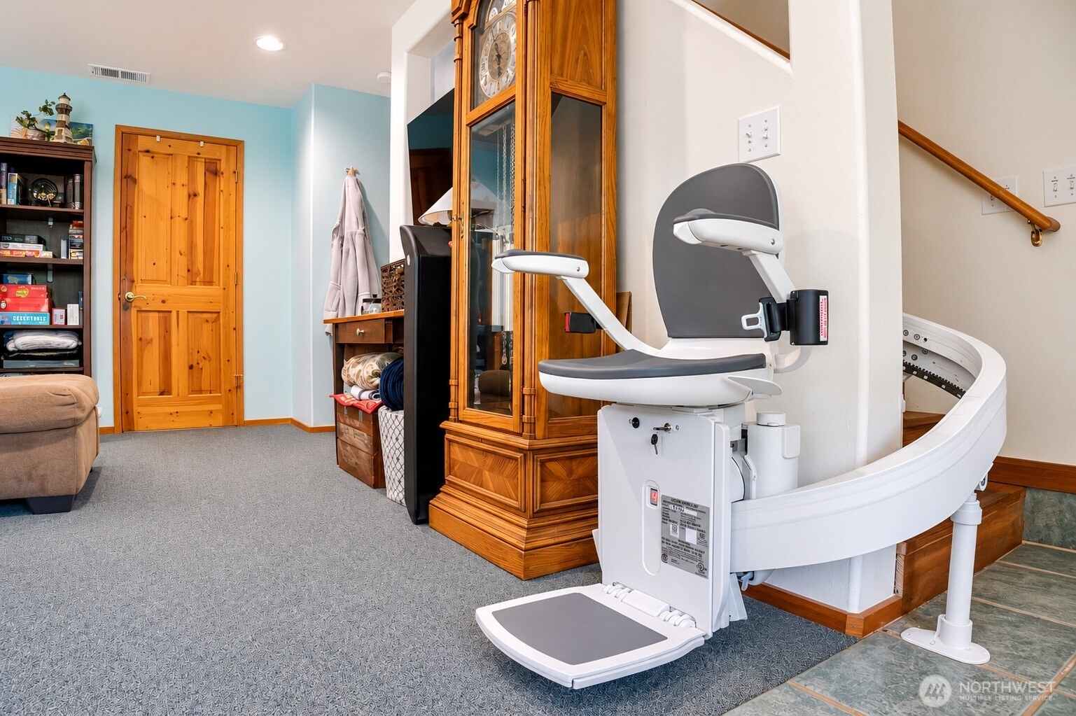 main property photo 19