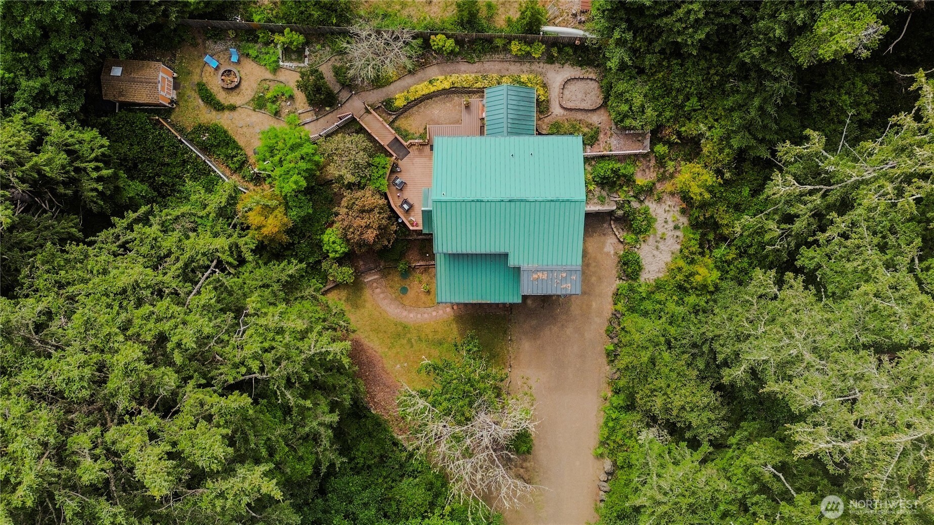 main property photo 5