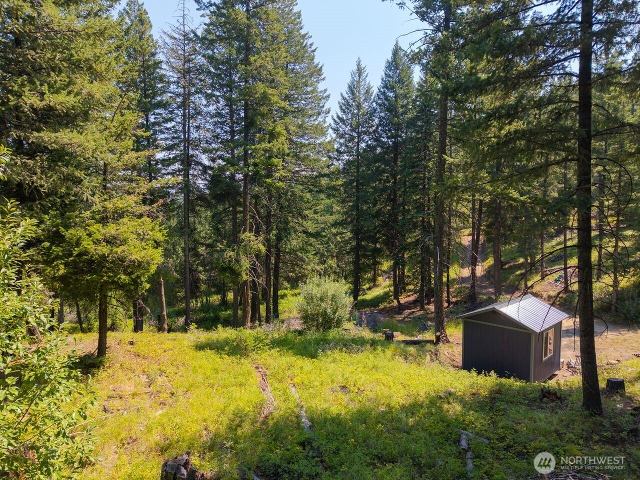main property photo 24
