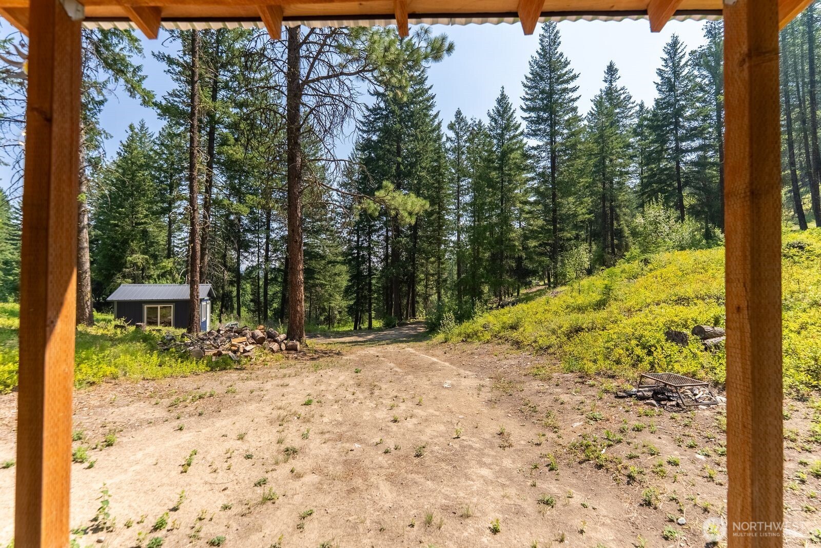main property photo 35