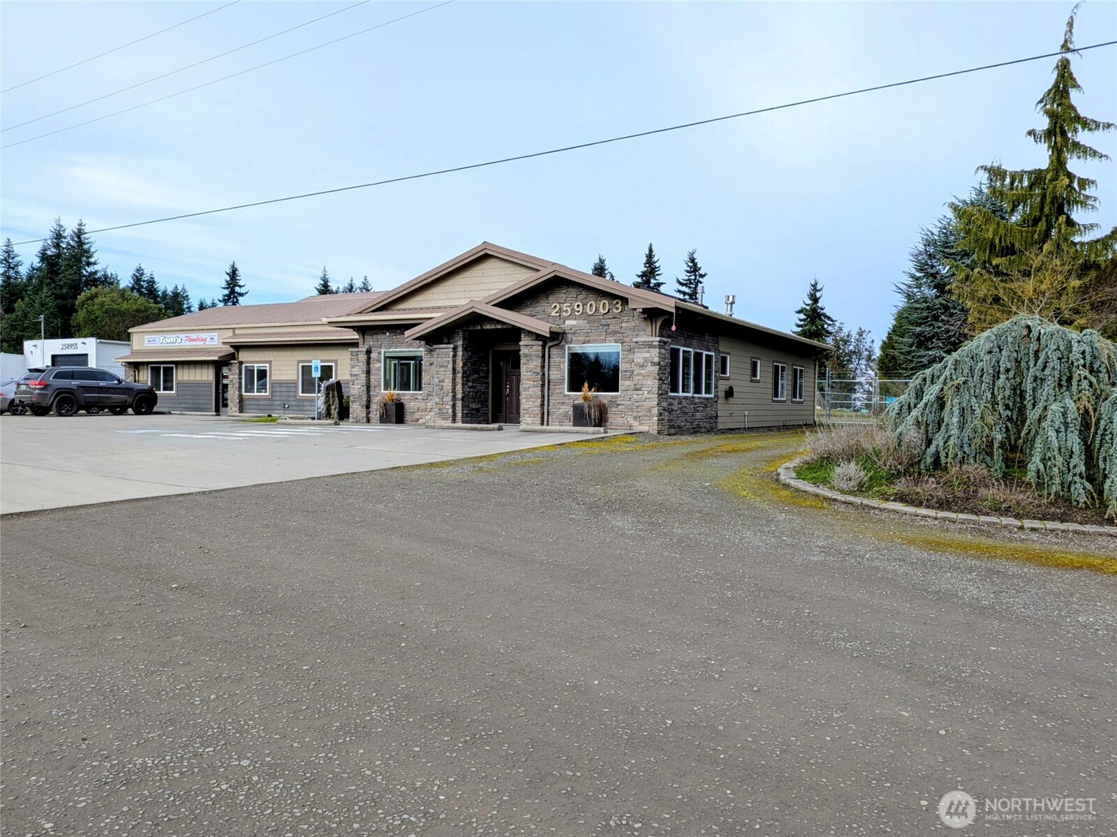 main property photo 2