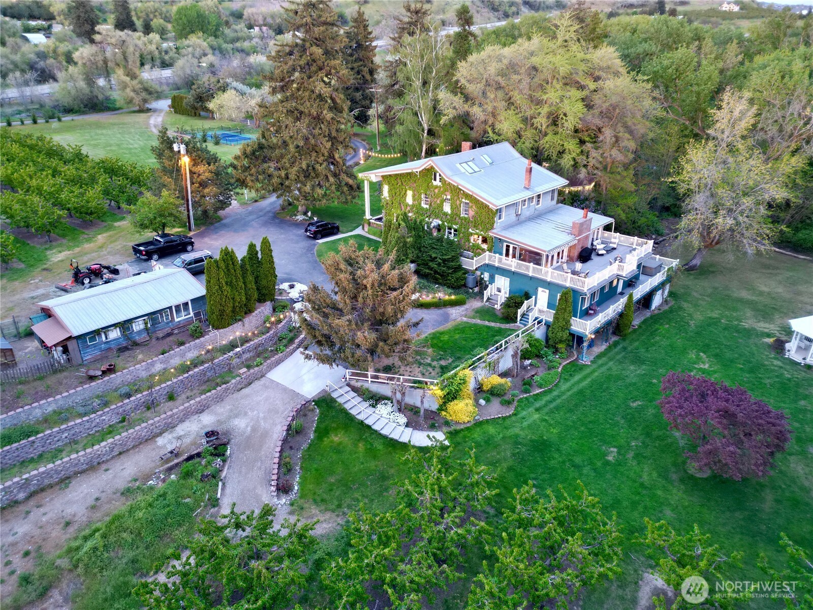 main property photo 15