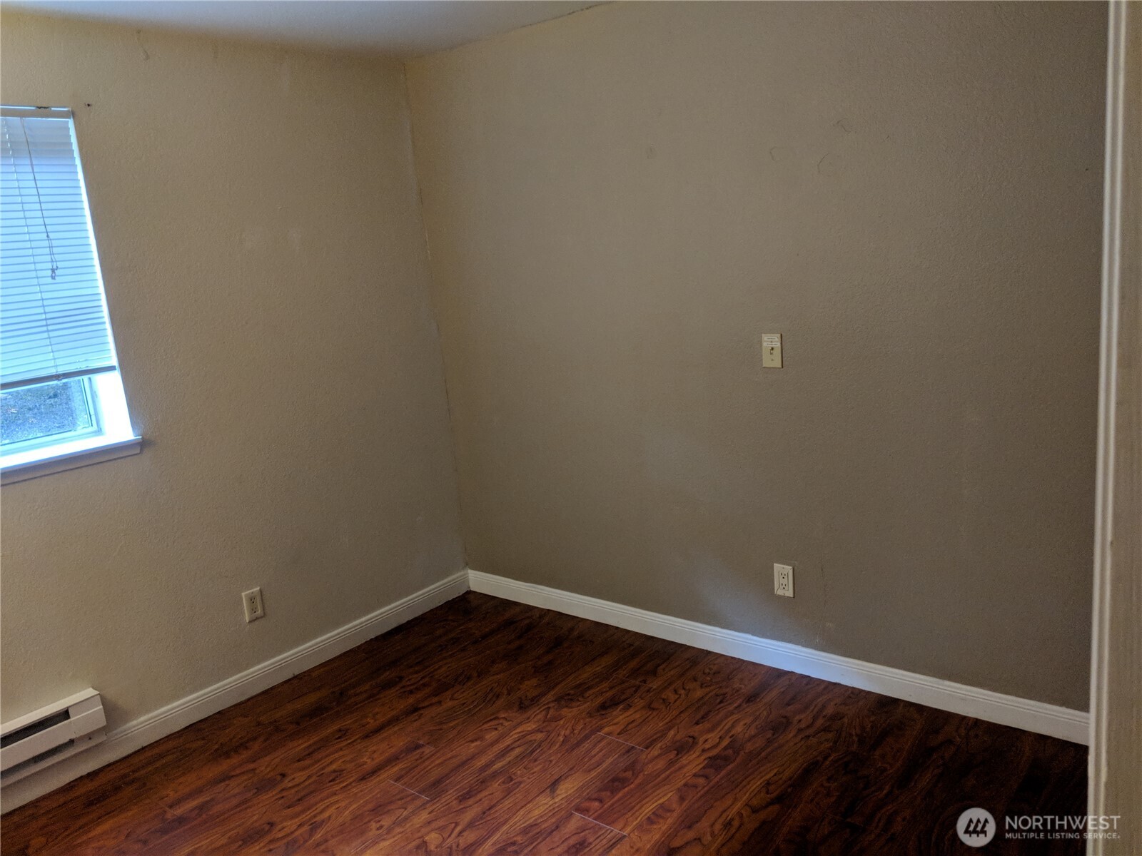 property viewer photo 17