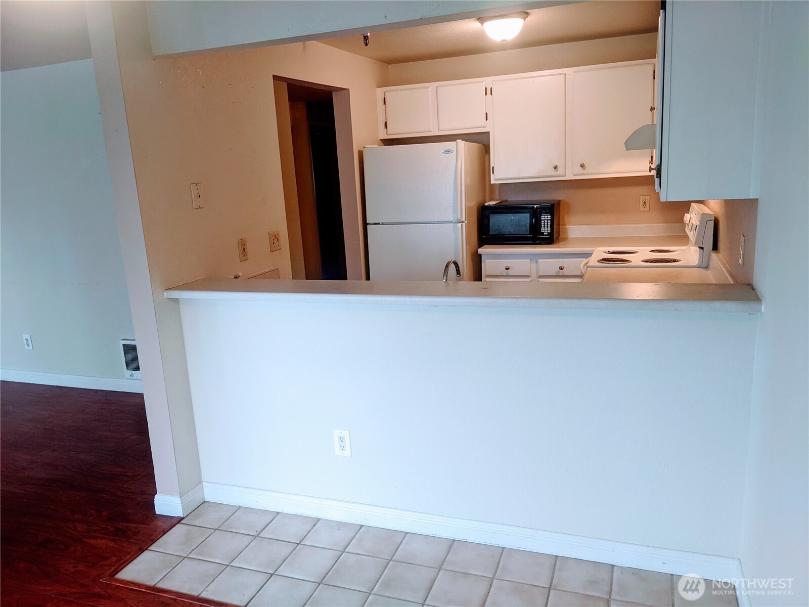 property viewer photo 9
