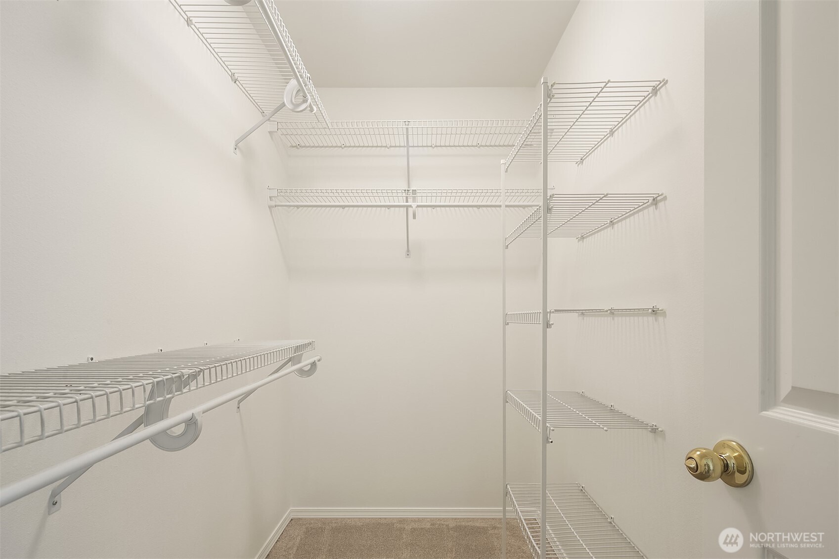 property viewer photo 10