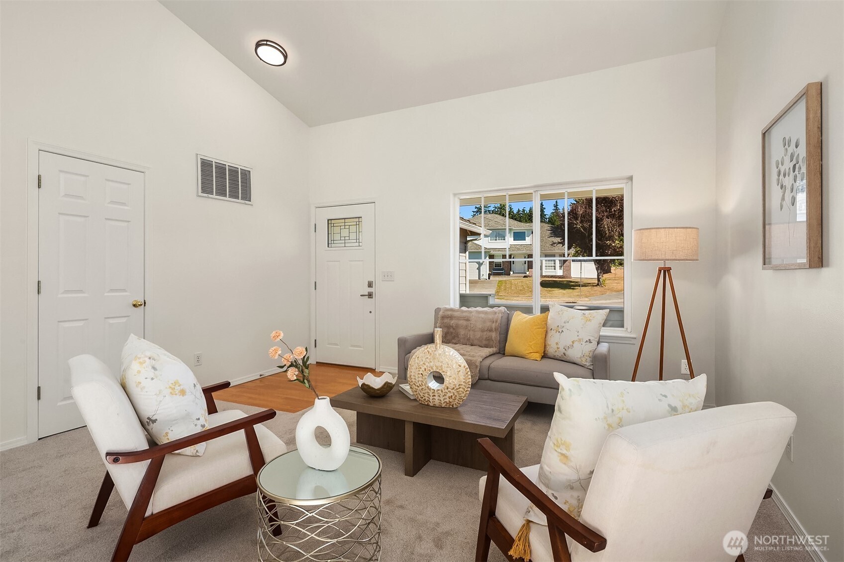 property viewer photo 4