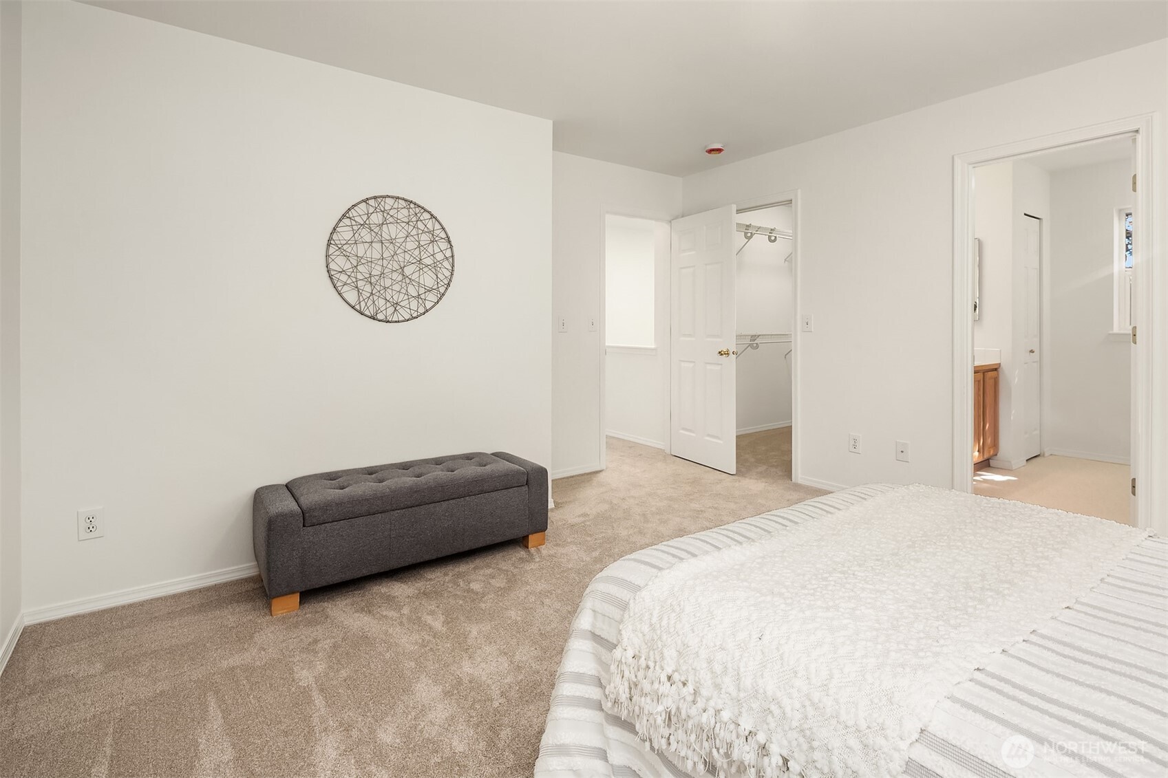 property viewer photo 9