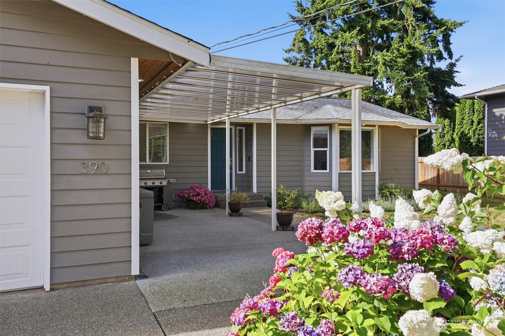 property viewer photo 1