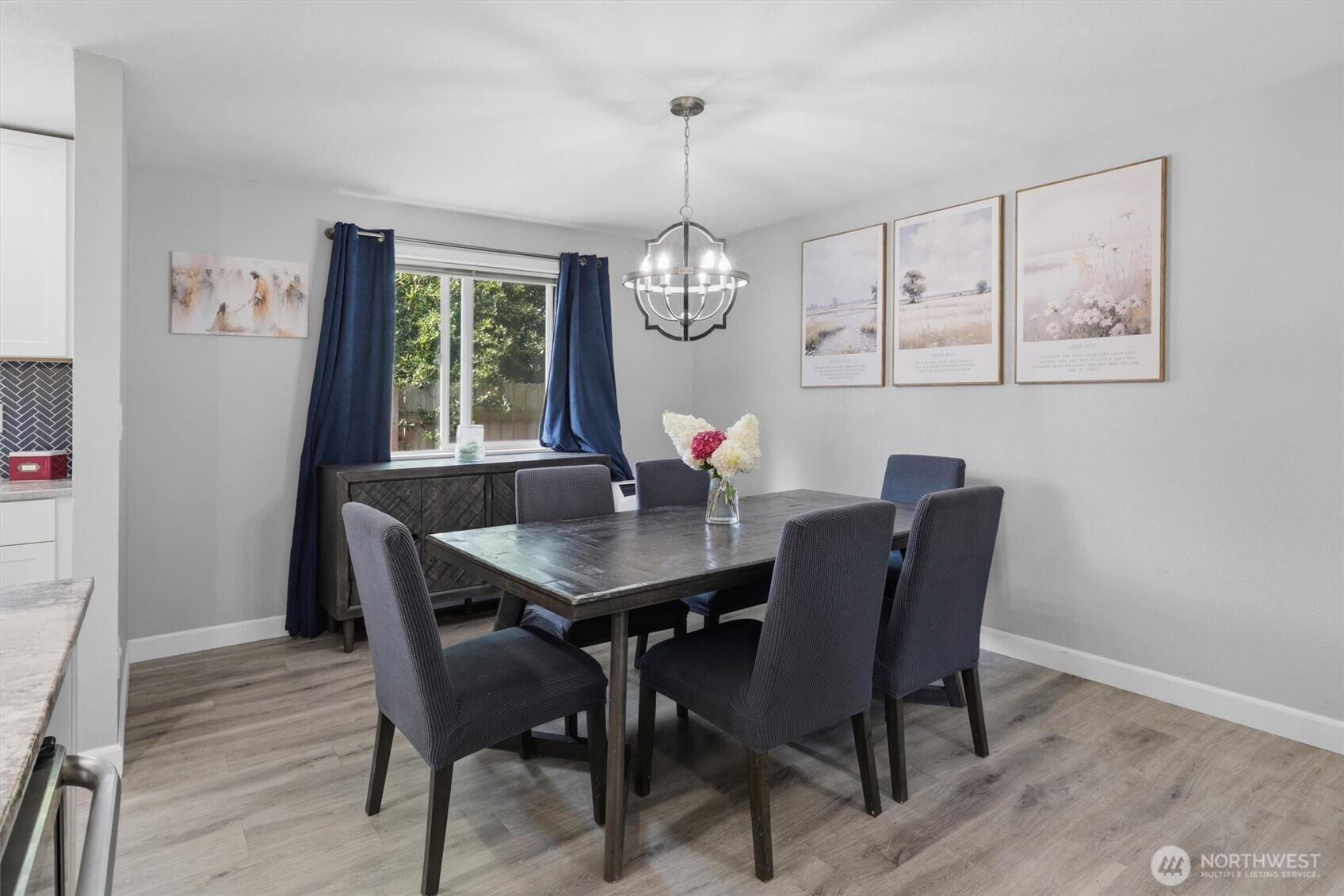 property viewer photo 13