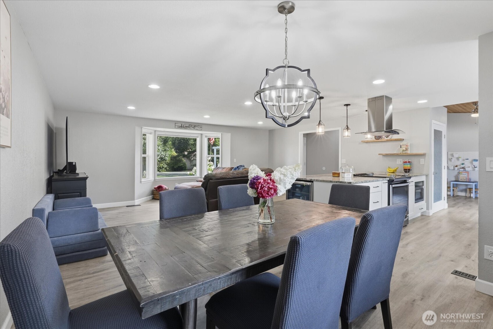 property viewer photo 14