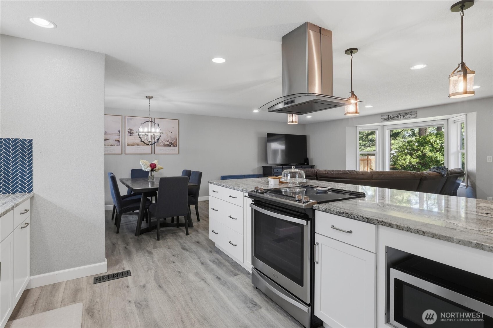property viewer photo 6