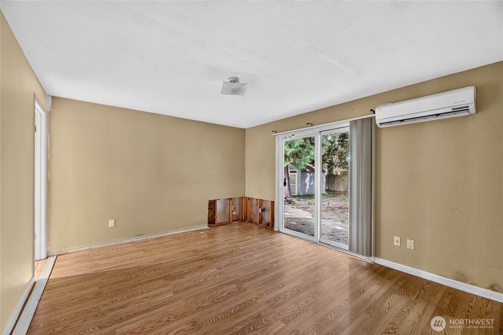 property viewer photo 12