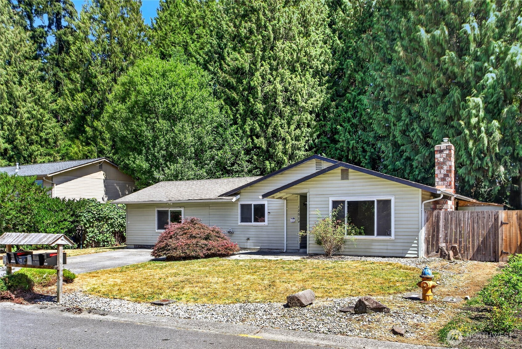 property viewer photo 23