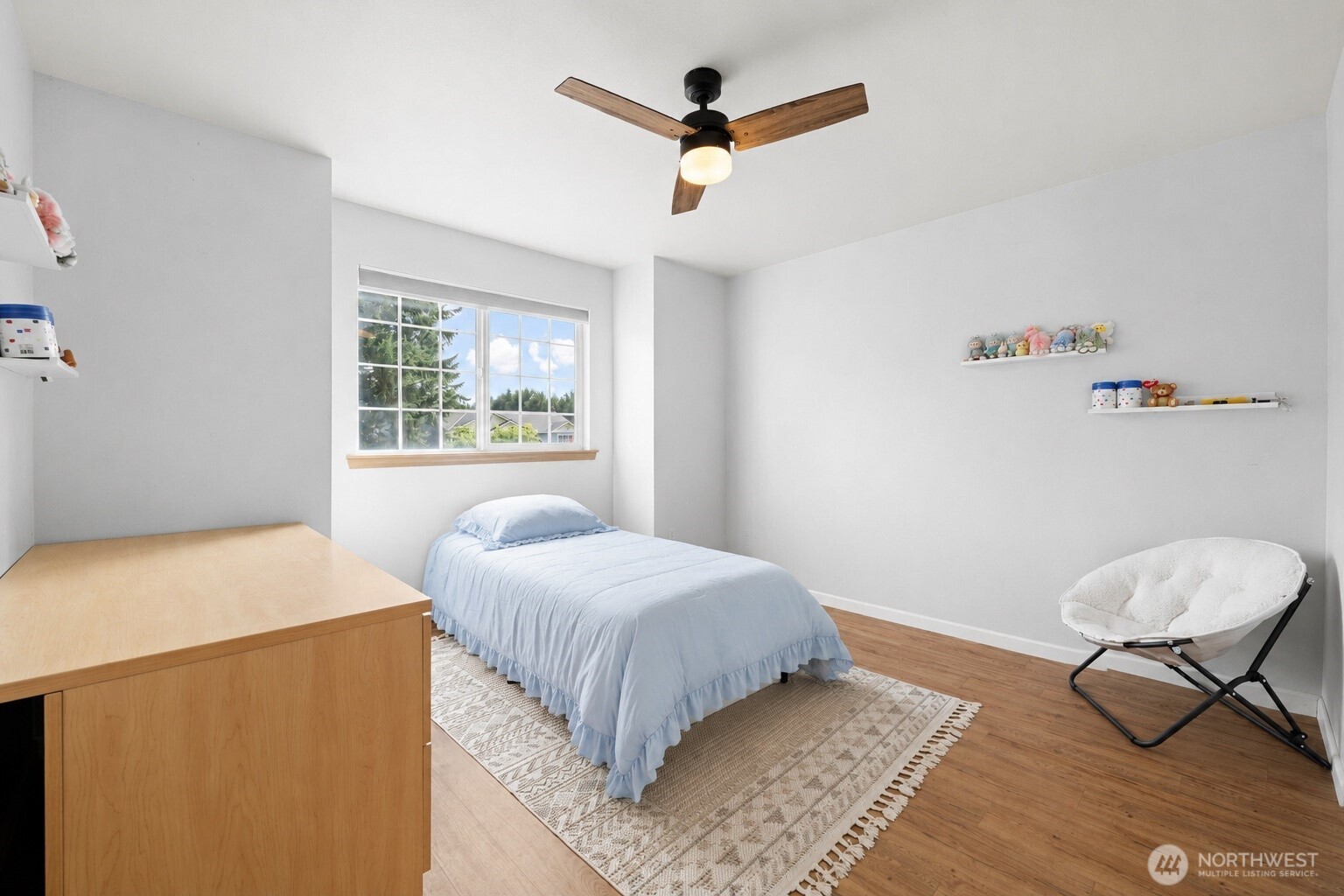 property viewer photo 26