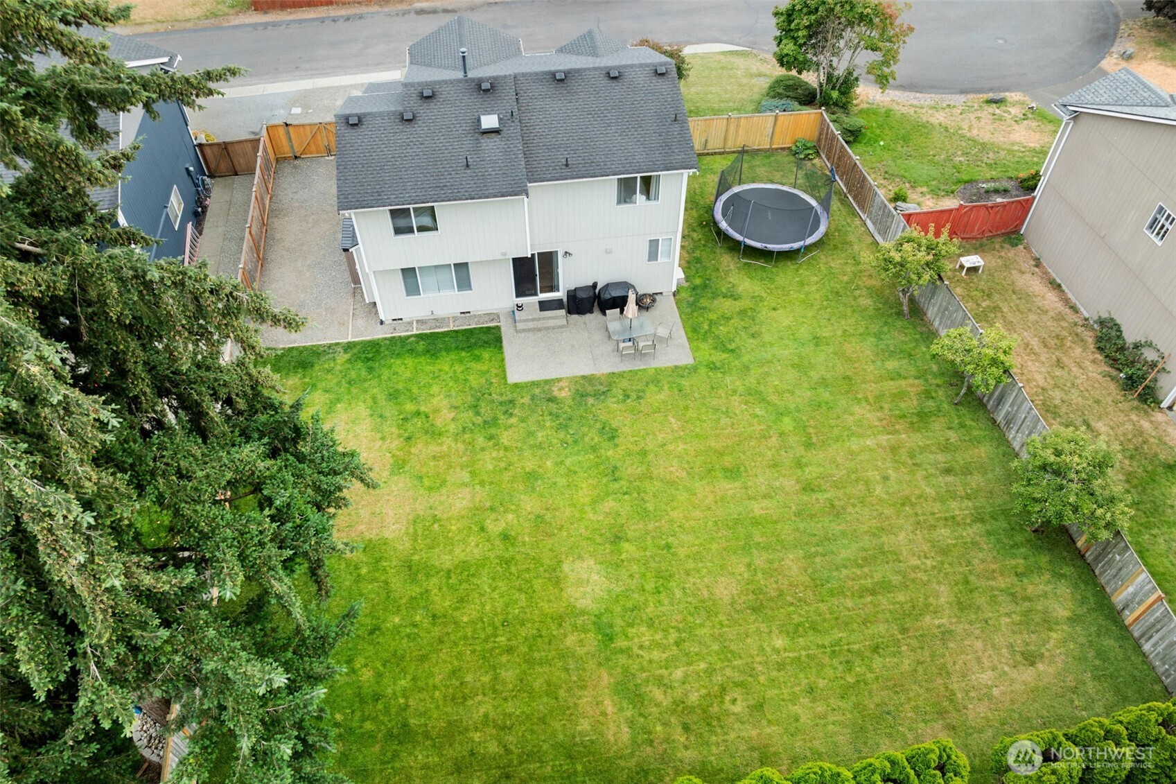 property viewer photo 31